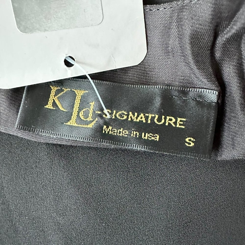 KLD Signature cold shoulder chiffon mini dress in black -S - Picture 5 of 8